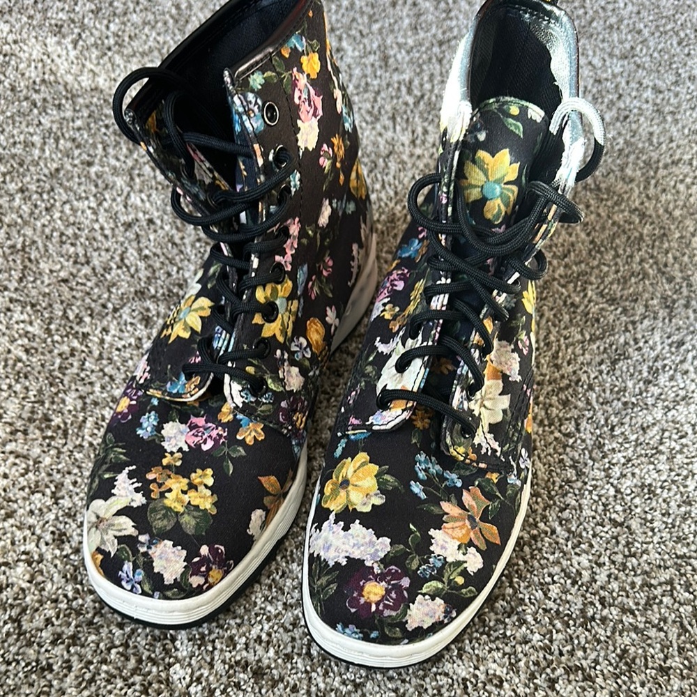 Dr. Martens Black Floral Lace-Up Boots
